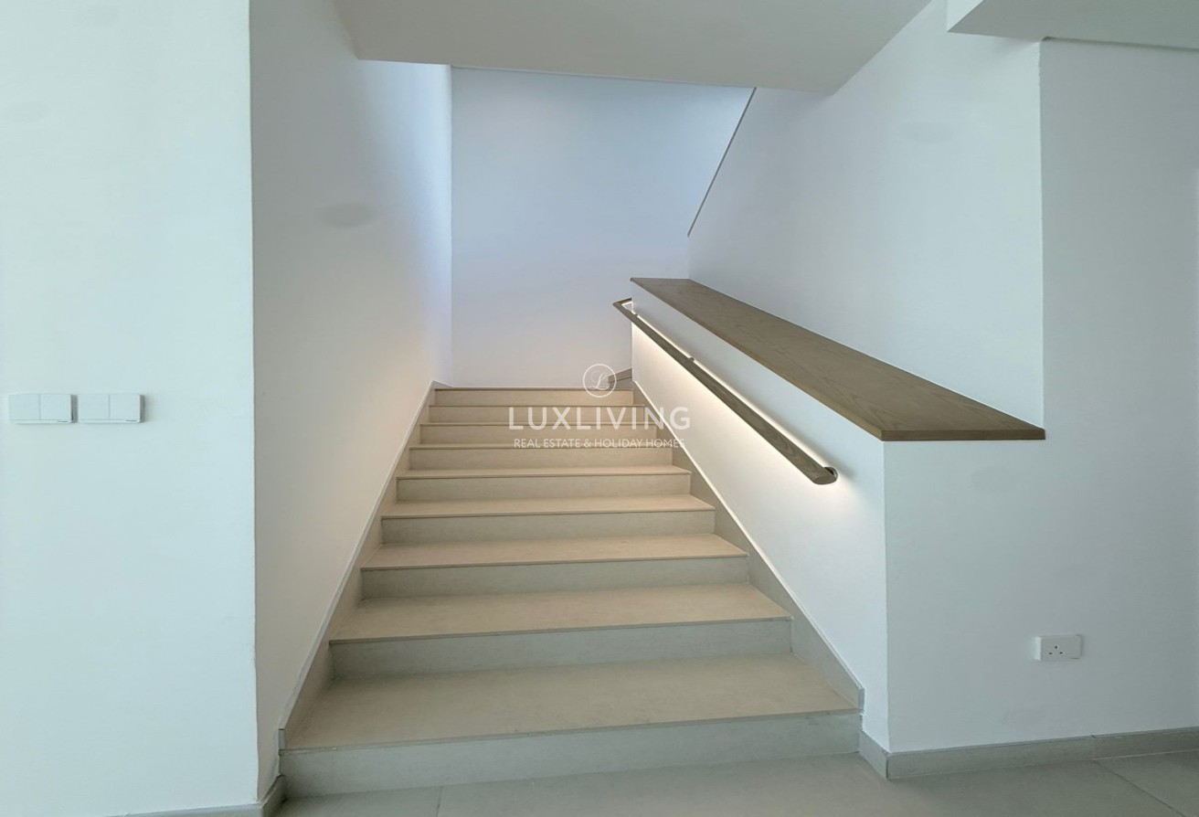 Large Slide 7