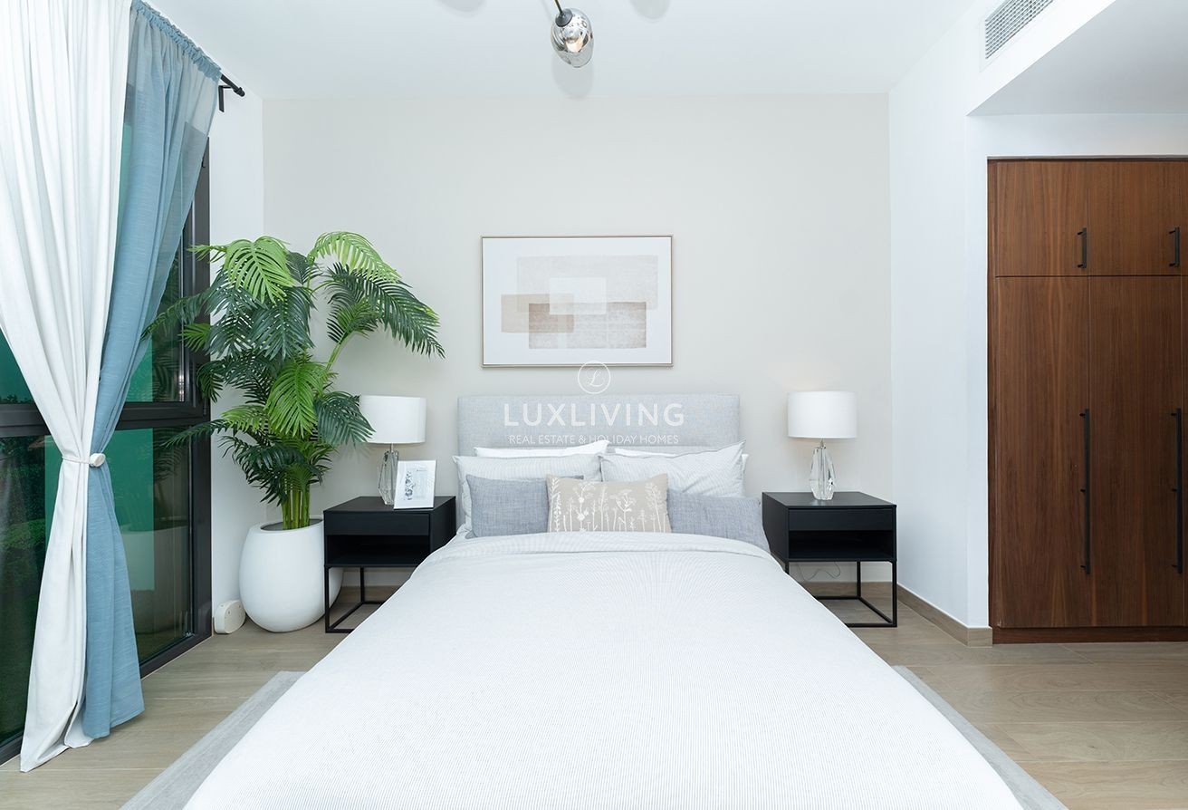 Ayala on the Park  Image