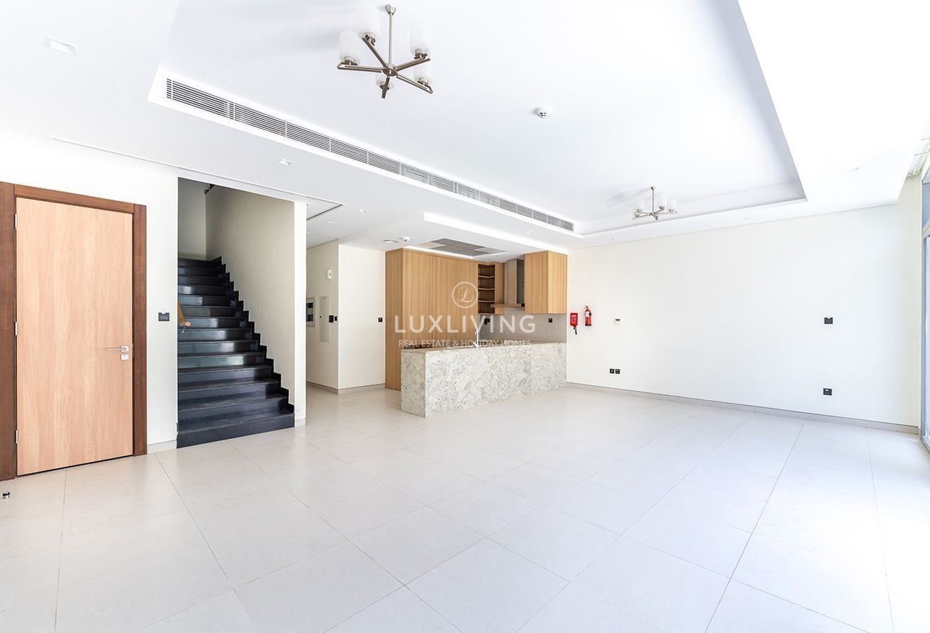 Liwan 180 Degrees Villas Image