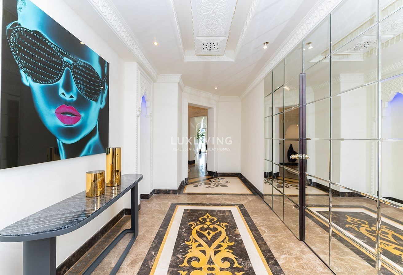 Garden Homes Frond L Image