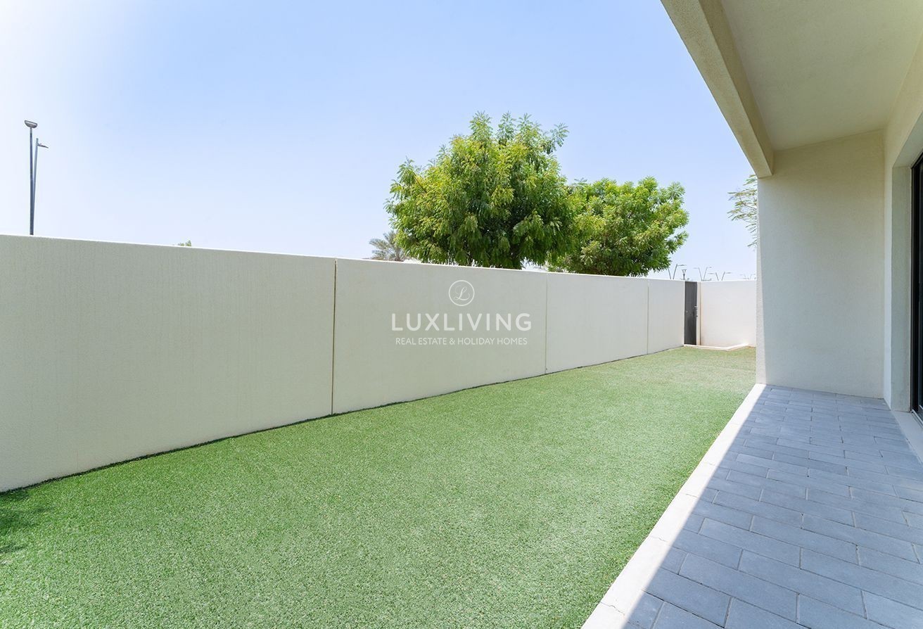 EMAAR South Expo Golf Villas 3 Image