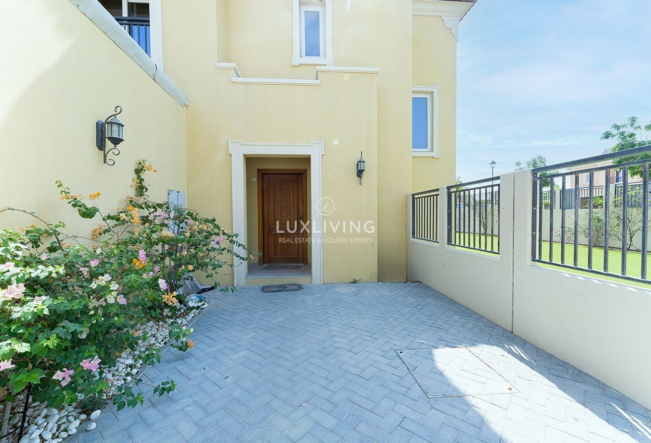 Villanova La Quinta Image