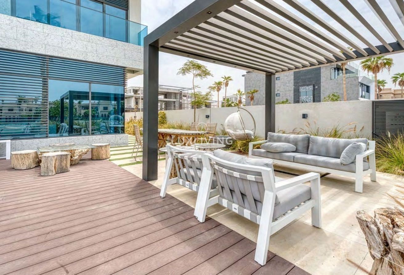Signature Villas Frond G Image
