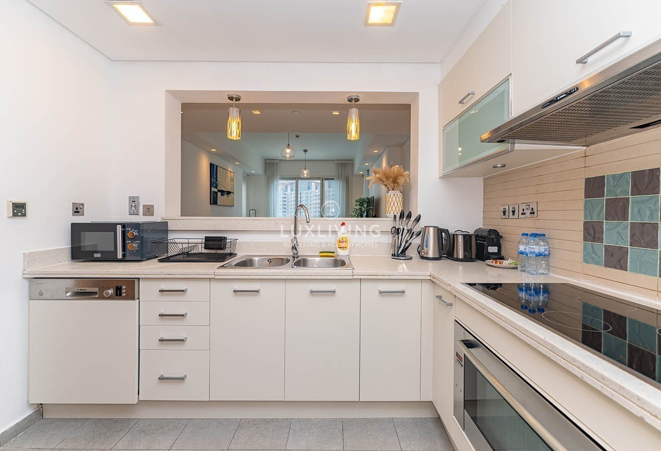 Marina Residences 5 Image