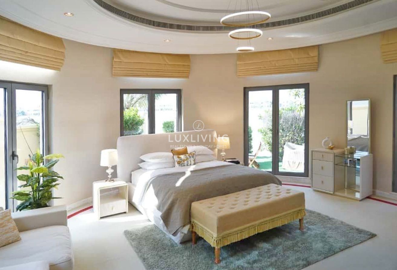 Signature Villas Frond B Image