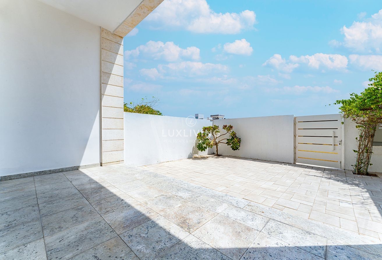 Nad Al Sheba 3 Villas Image