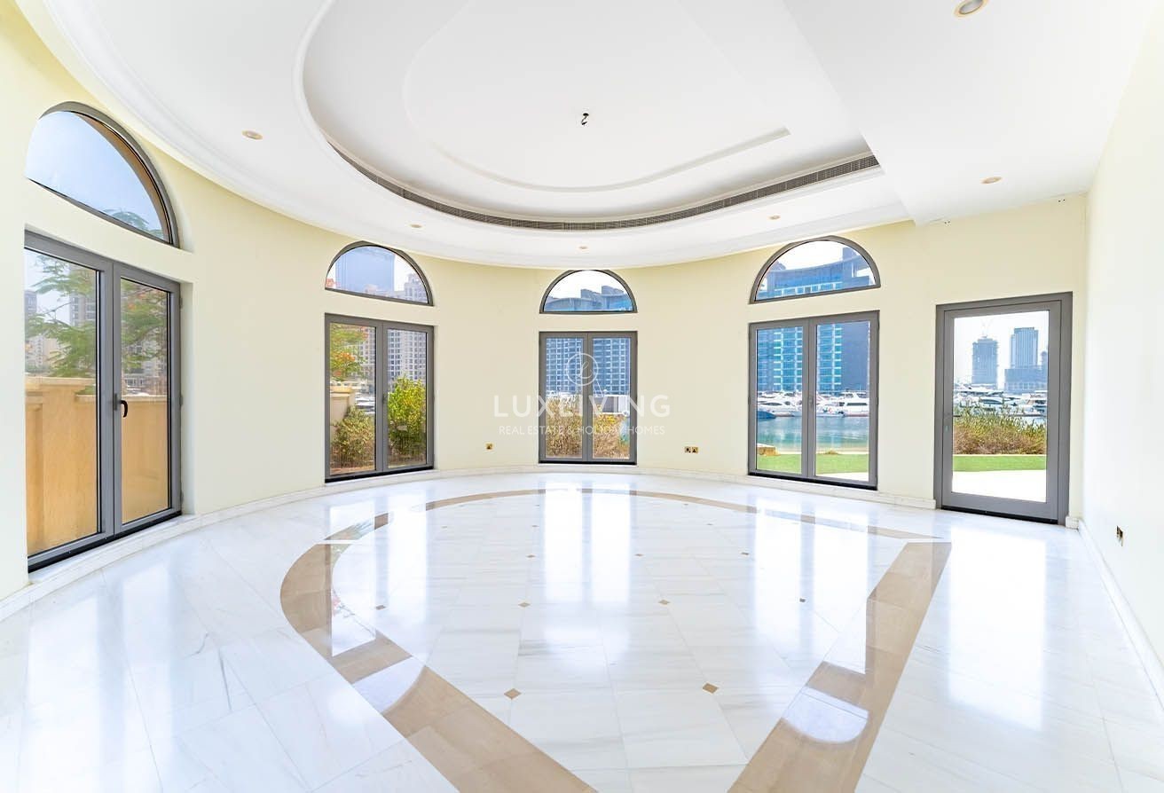 Signature Villas Frond P Image