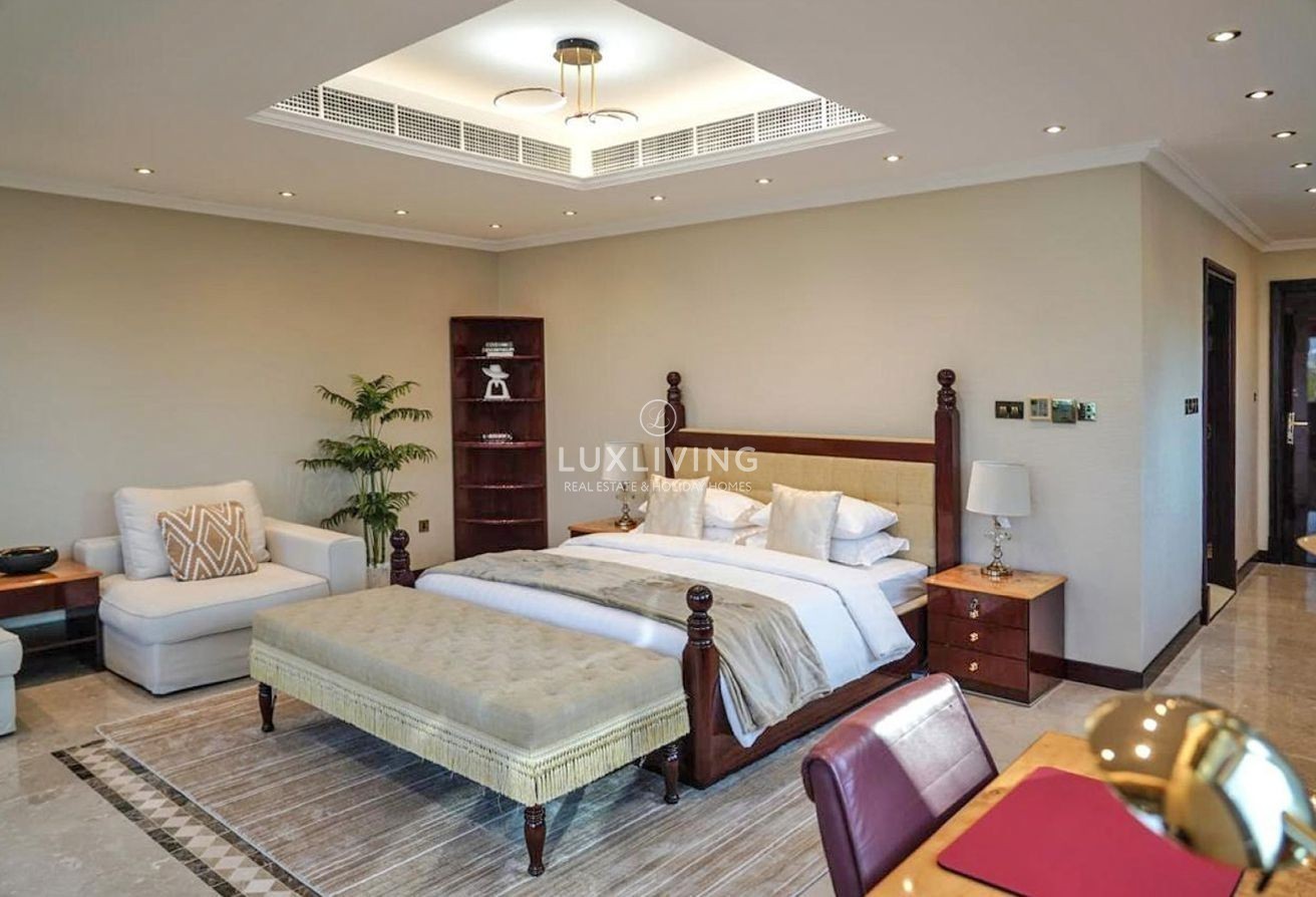 Signature Villas Frond B Image