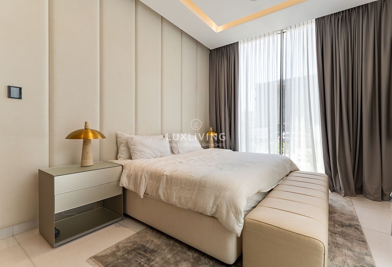 Signature Villas Frond G Image