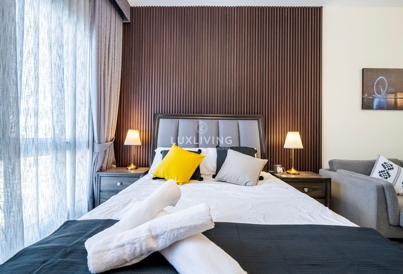 Emirates Gardens 2 Maple 1 Image