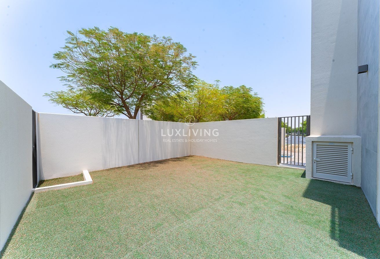 EMAAR South Expo Golf Villas 3 Image