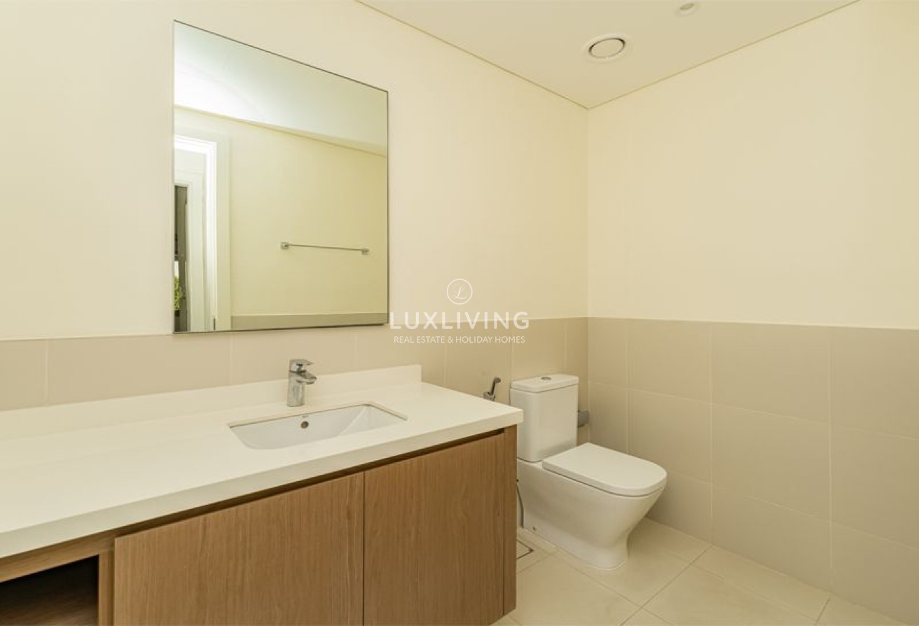 Reem Community  Image