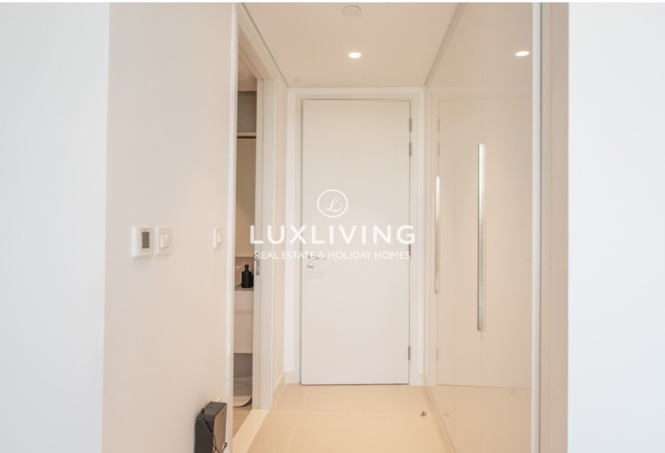 Bluewaters Residences Apartment Building 7 Image