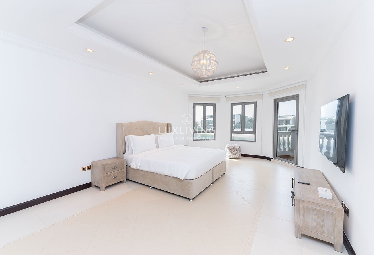 Garden Homes Frond O Image