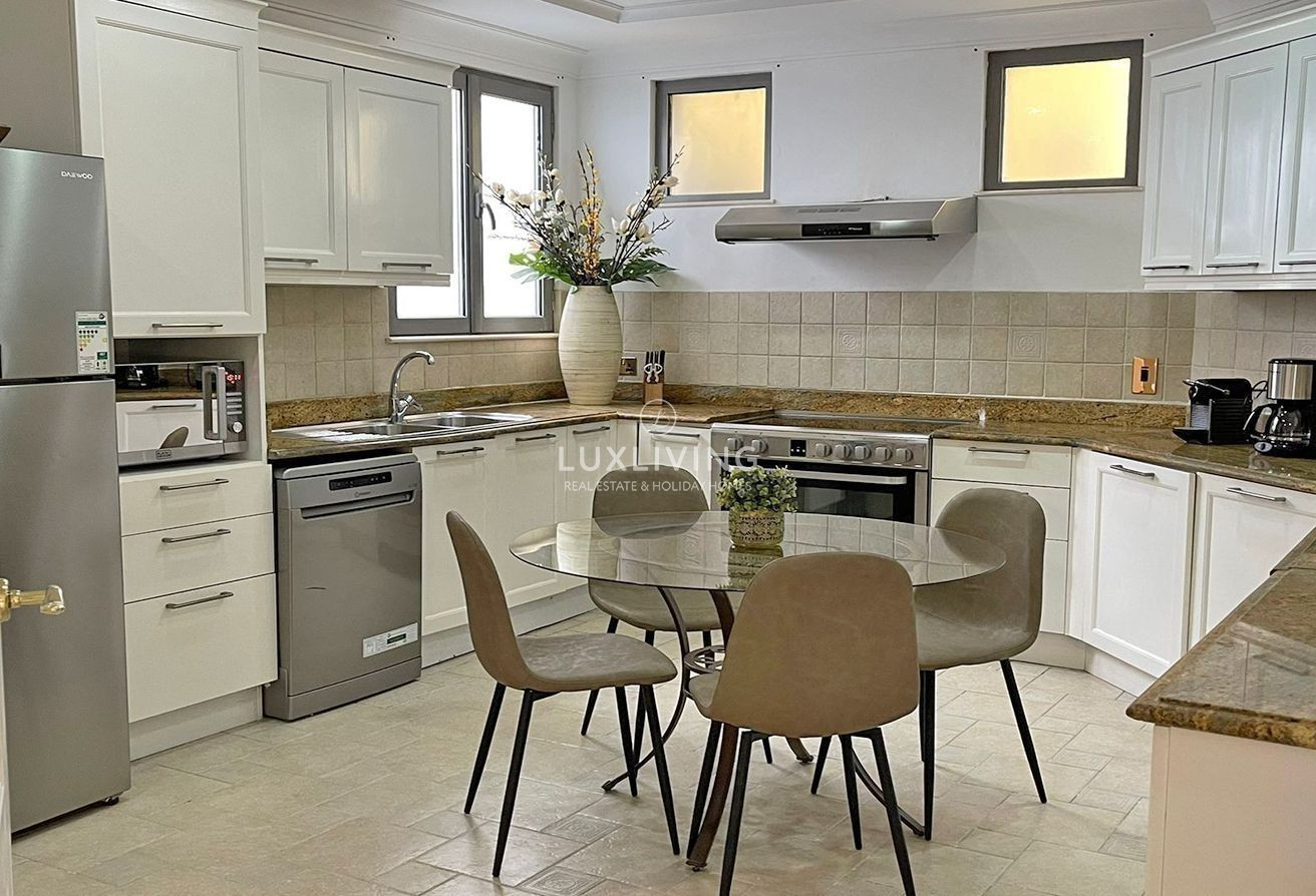 Garden Homes Frond E Image