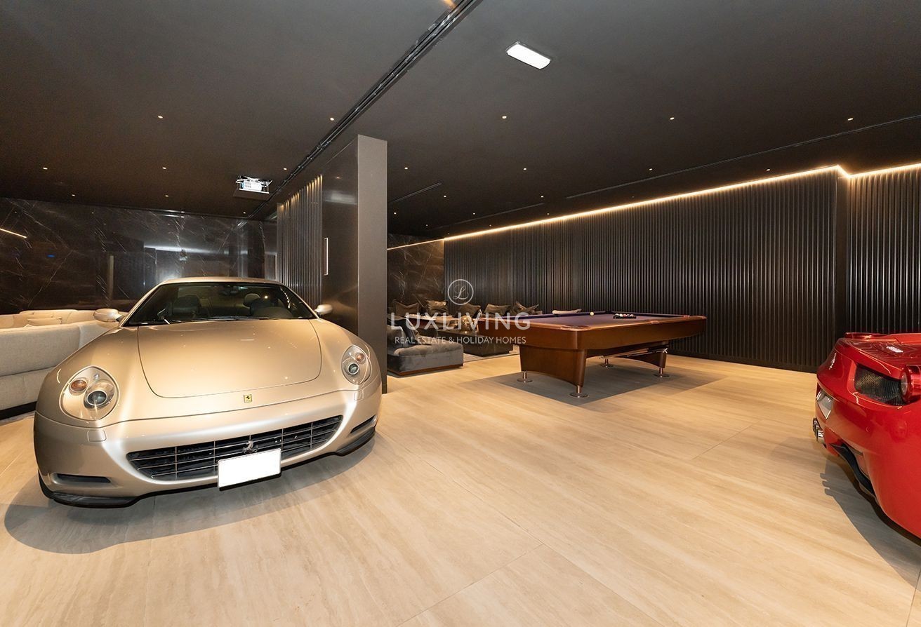 Signature Villas Frond G Image