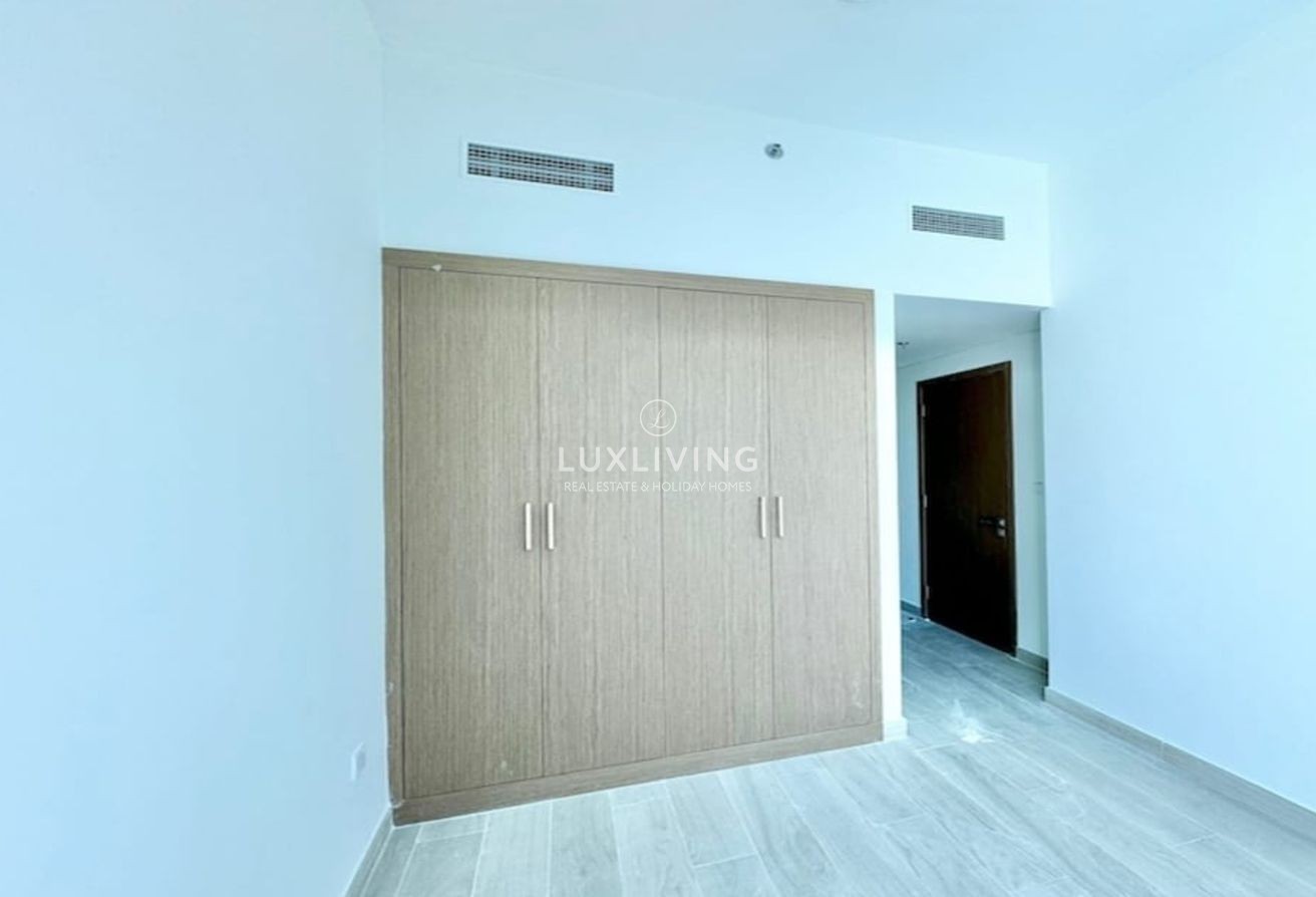 Azizi Fawad Residence  Image