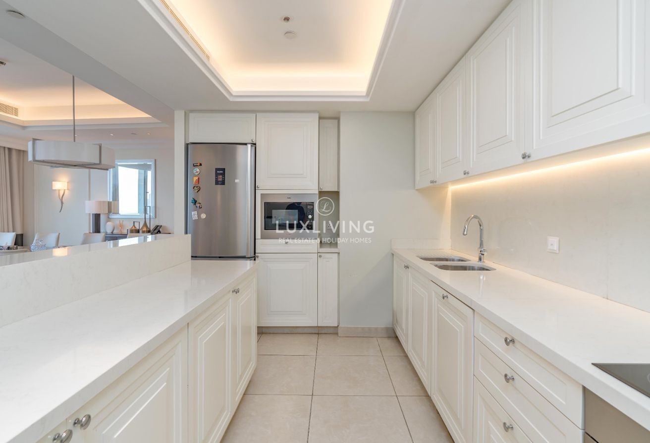 The Address BLVD Sky Collection  Image