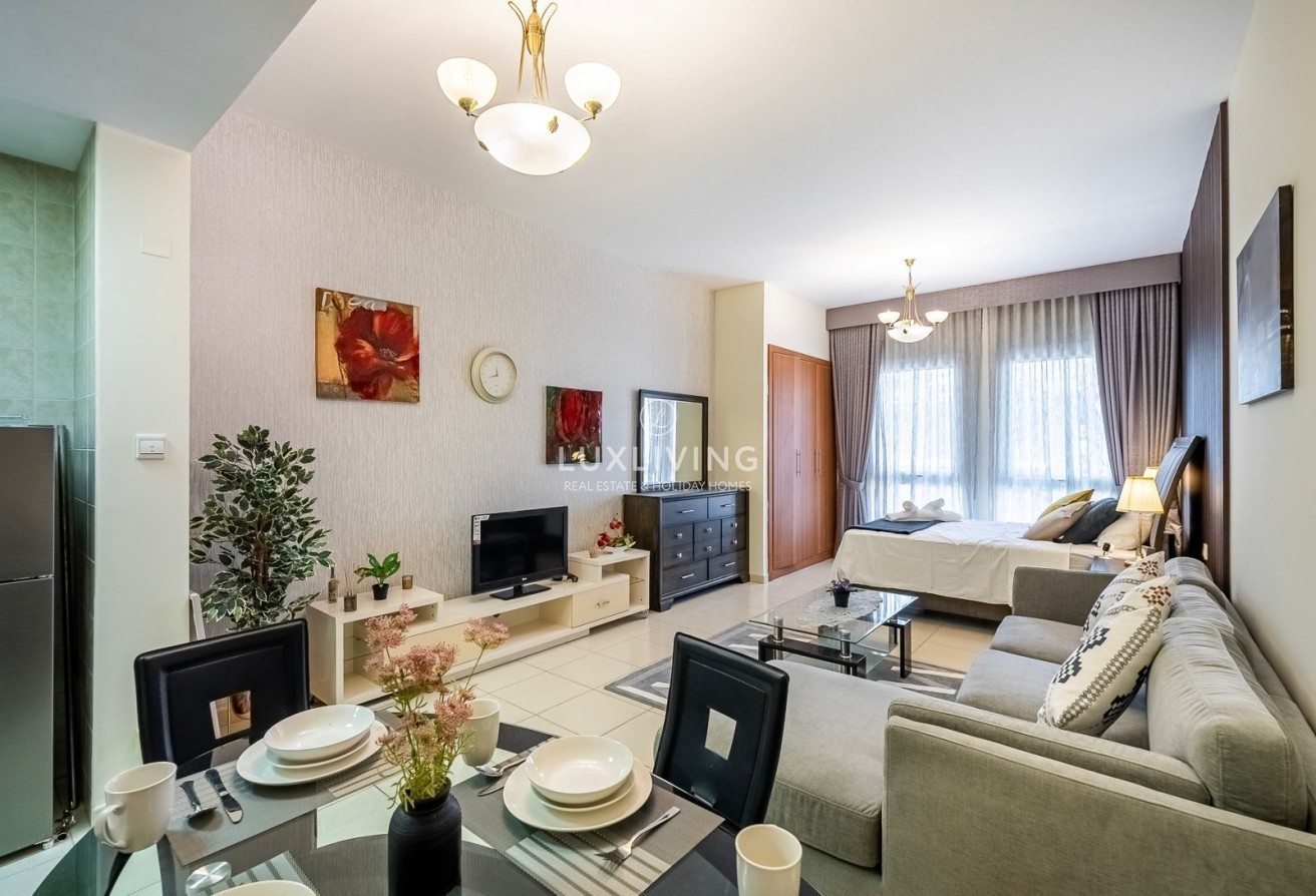 Emirates Gardens 2 Maple 1 Image