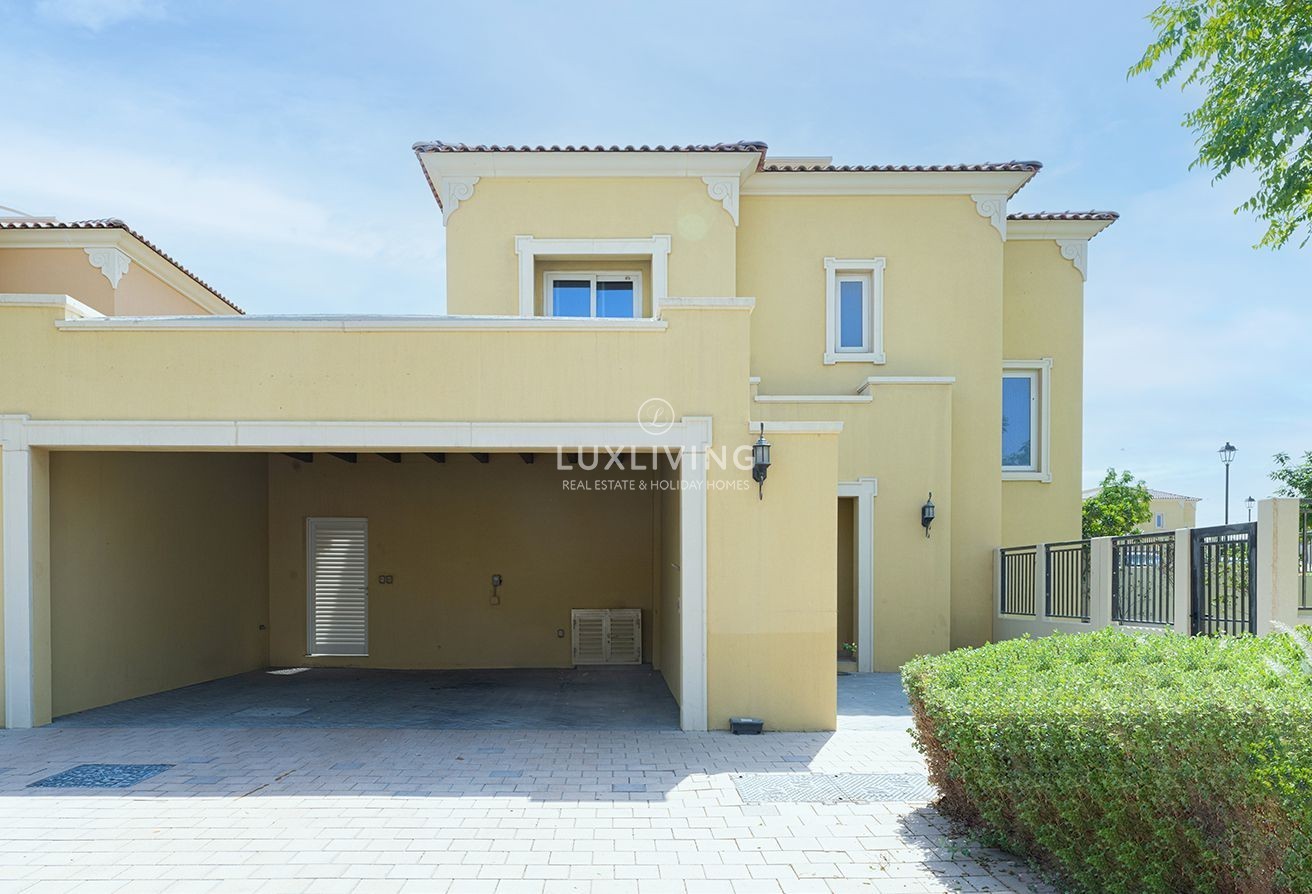 Villanova La Quinta Image