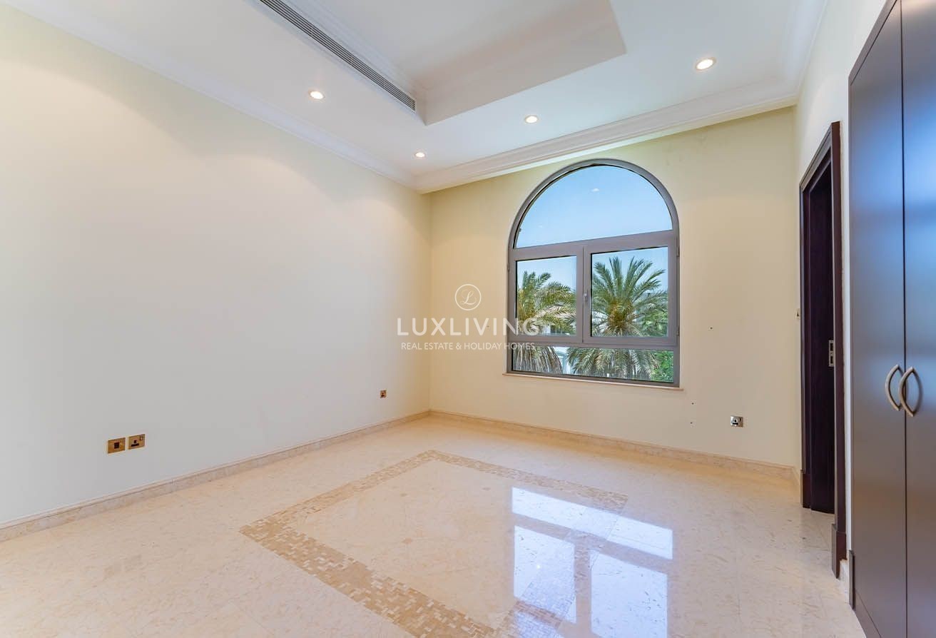 Signature Villas Frond P Image