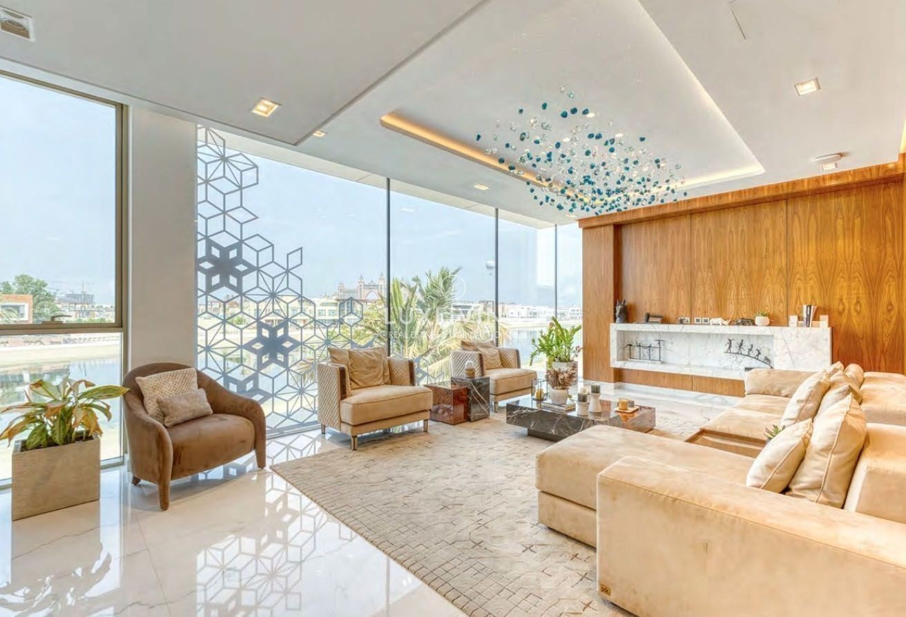Signature Villas Frond G Image