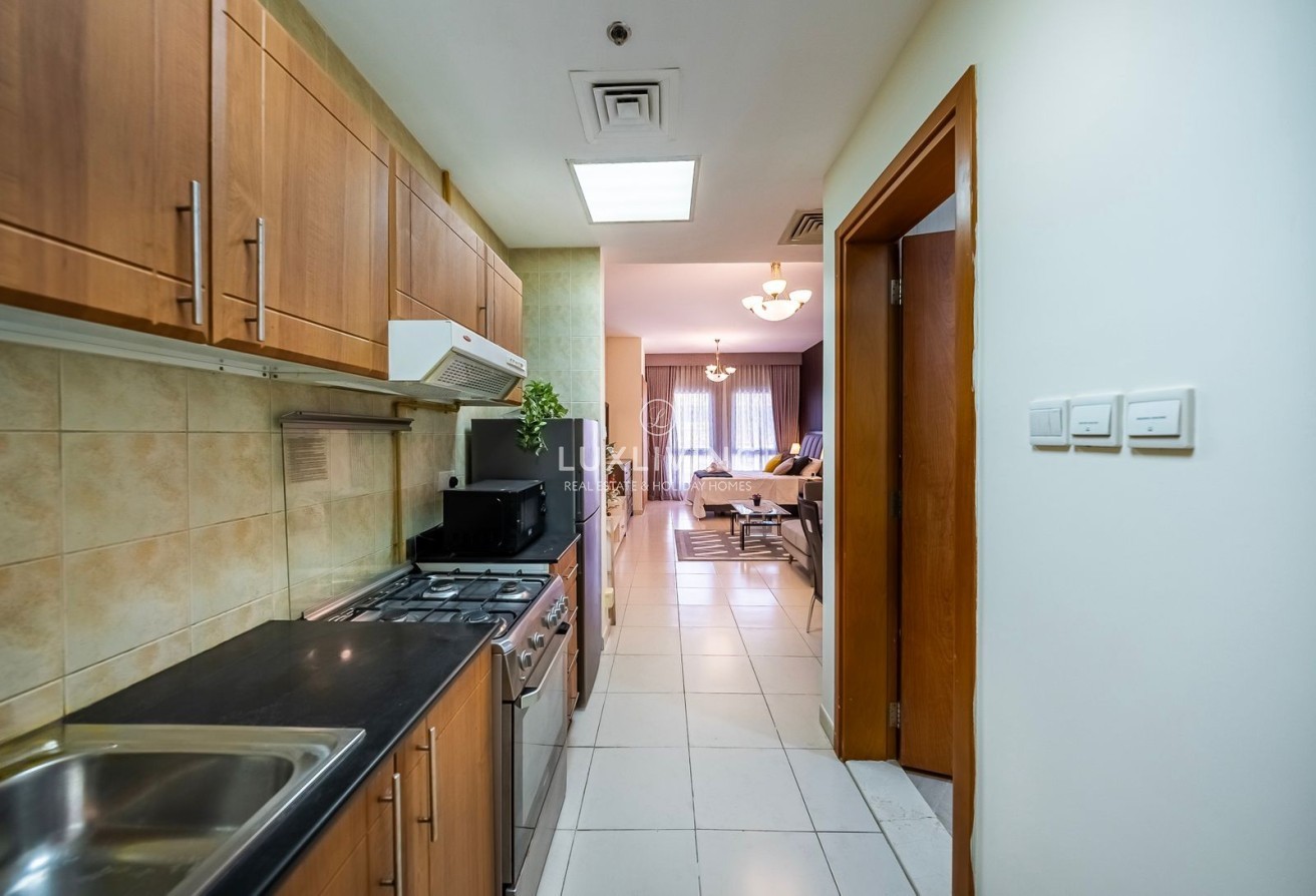 Emirates Gardens 2 Maple 1 Image