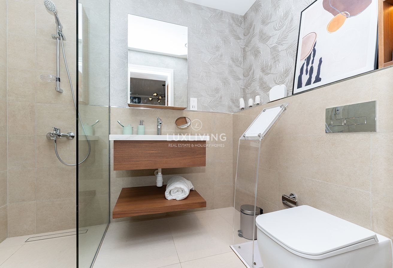 Ayala on the Park  Image