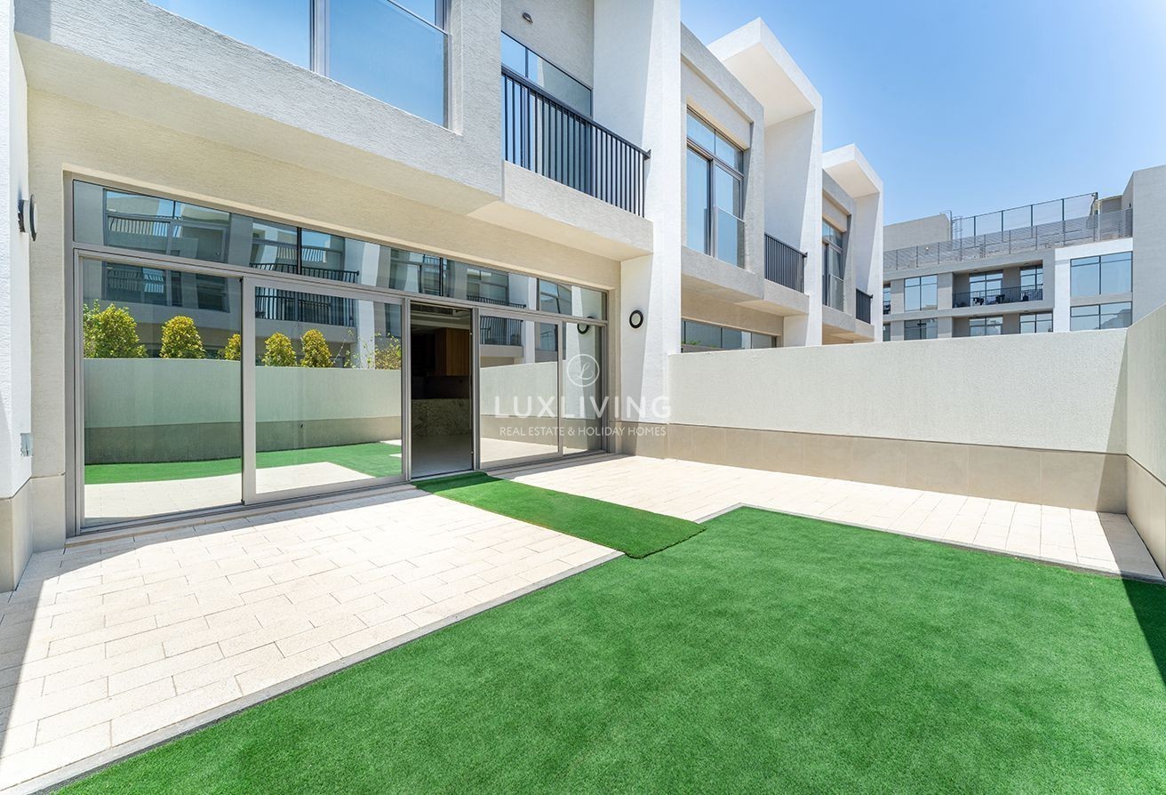 Liwan 180 Degrees Villas Image