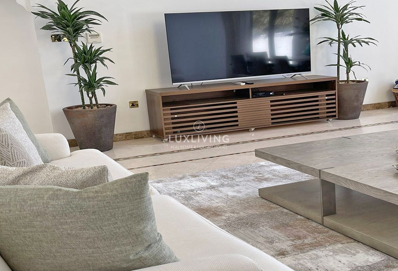 Garden Homes Frond E Image