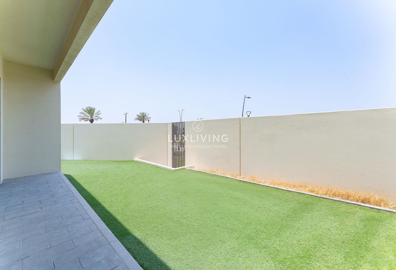 EMAAR South Expo Golf Villas 3 Image