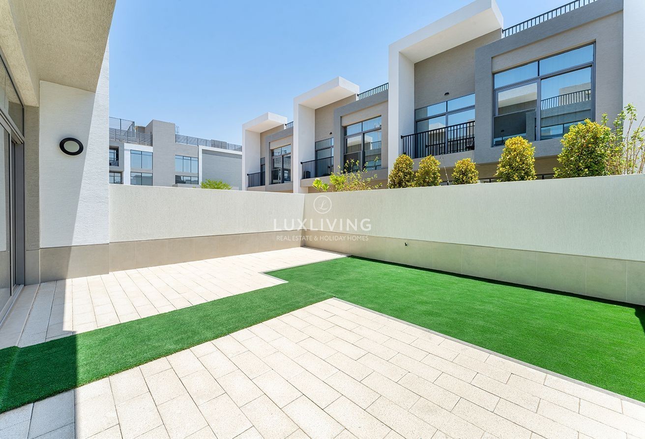 Liwan 180 Degrees Villas Image