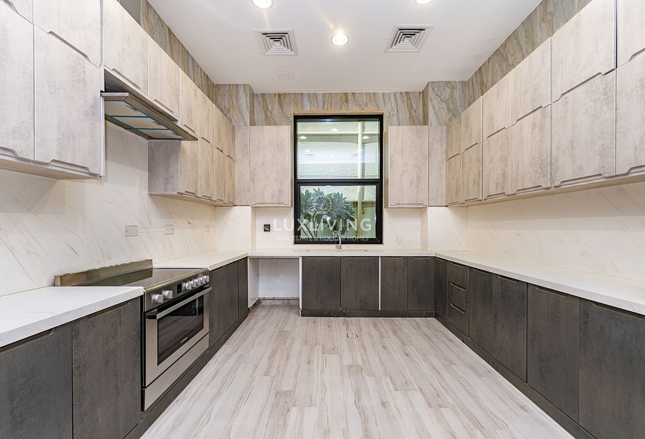 Nad Al Sheba 3 Villas Image
