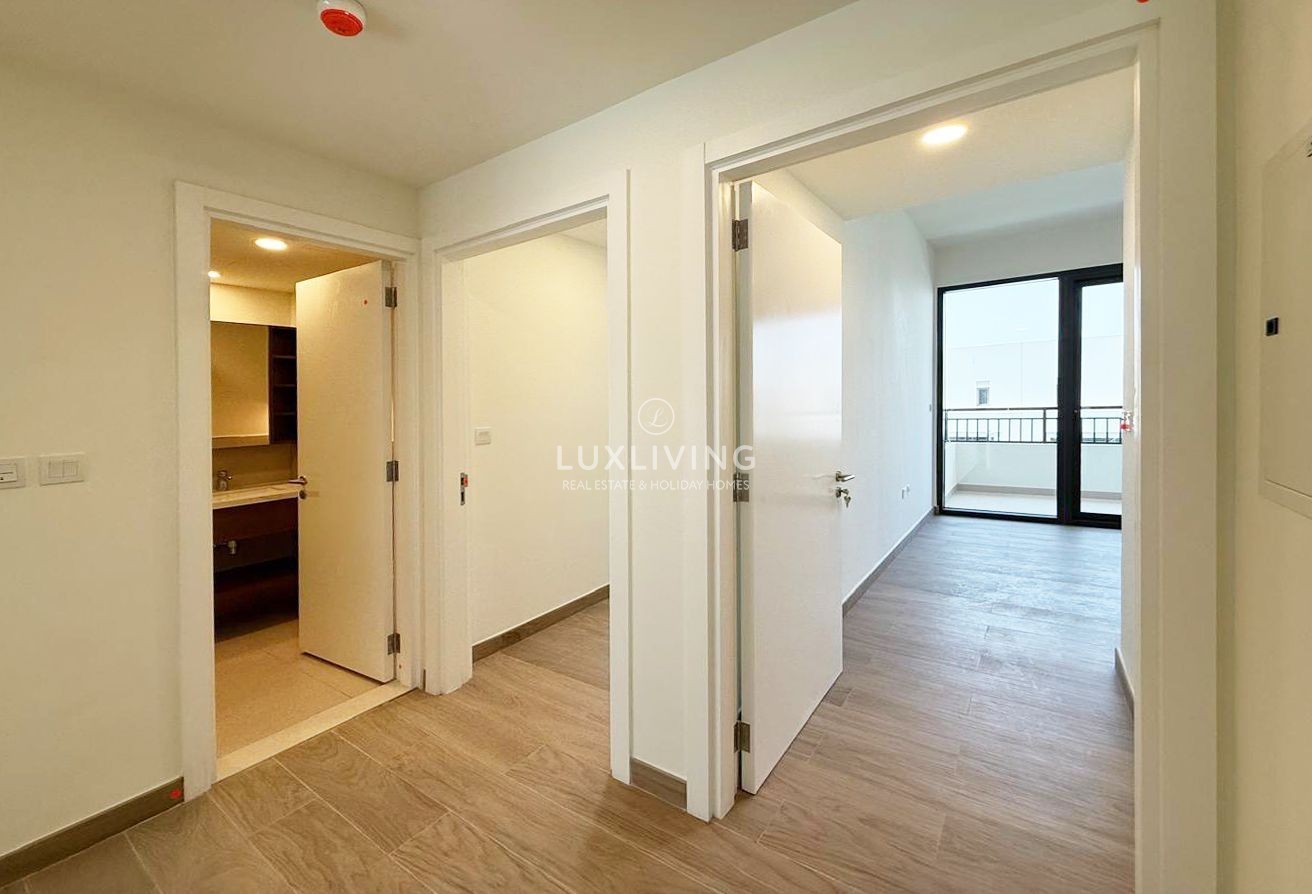 Holland Gardens  Image