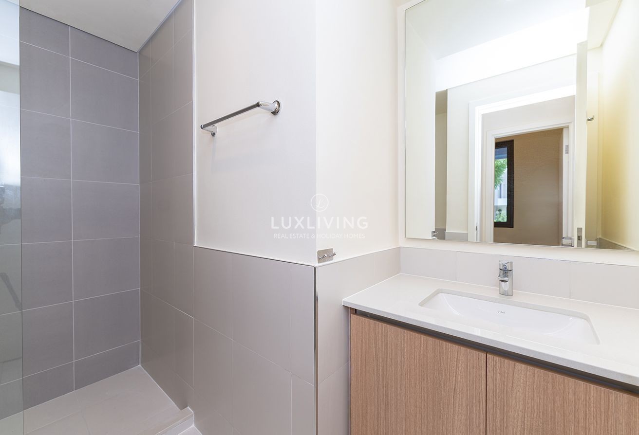 EMAAR South Expo Golf Villas 3 Image