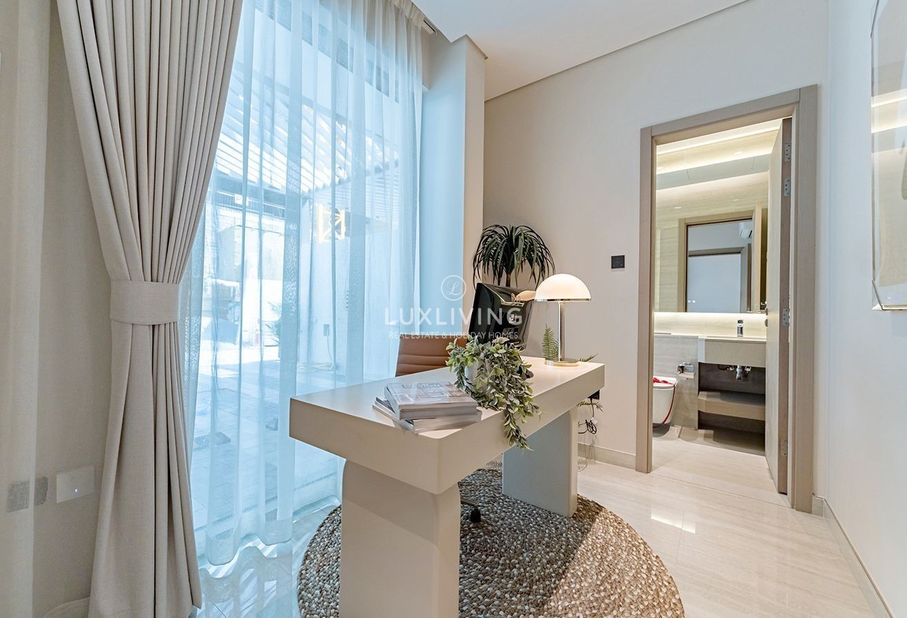 The Veranda Collection 1  Image
