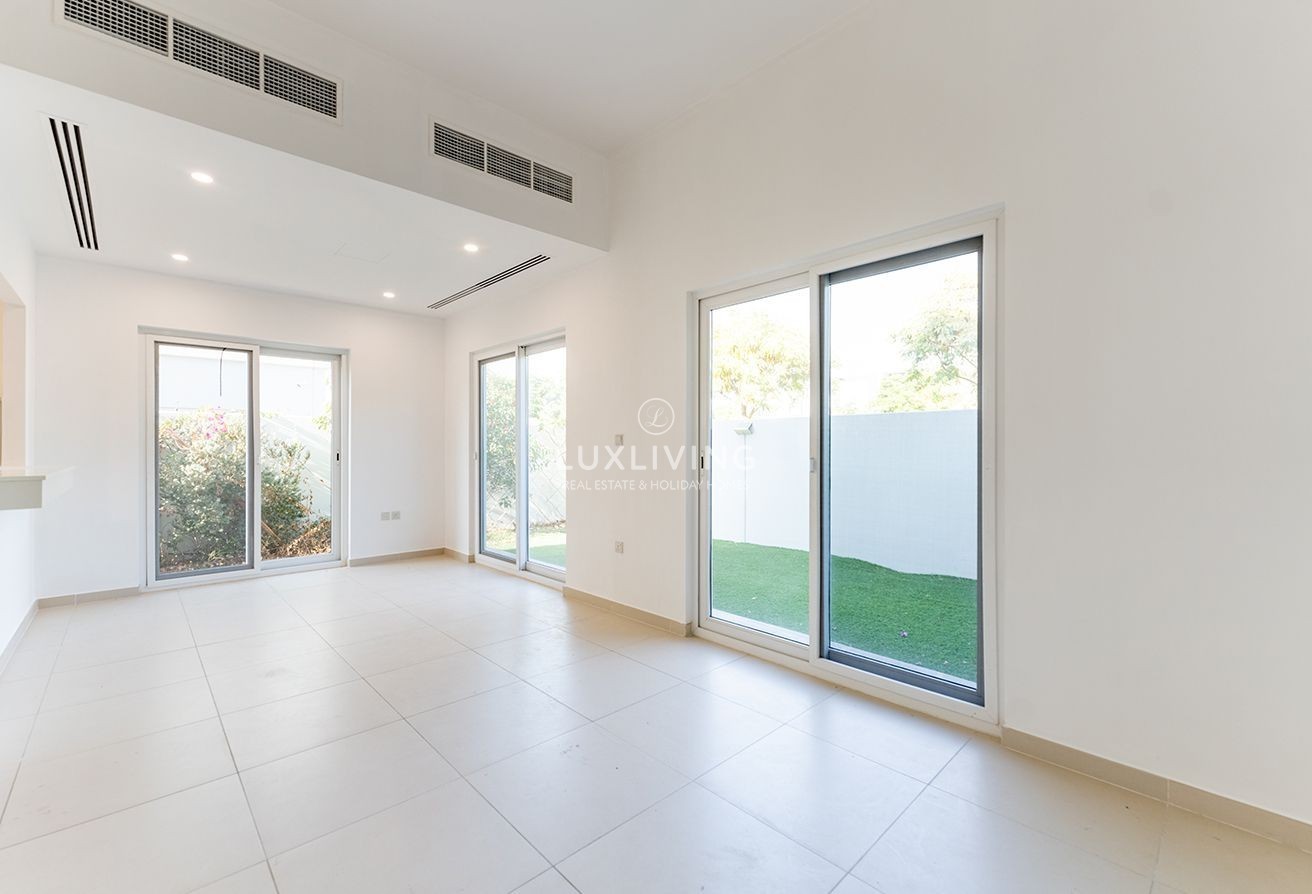 Villanova Amaranta 3 Image