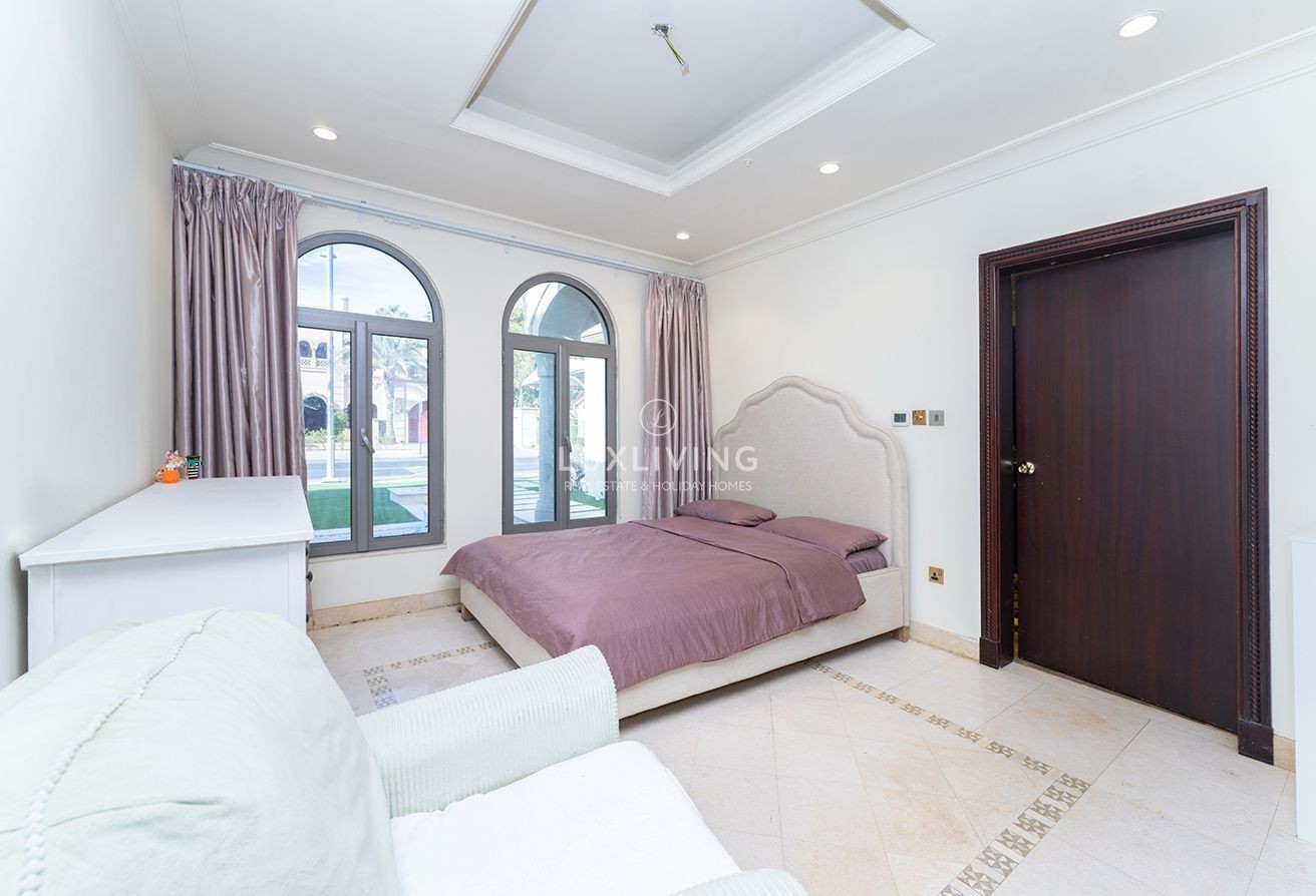 Garden Homes Frond L Image